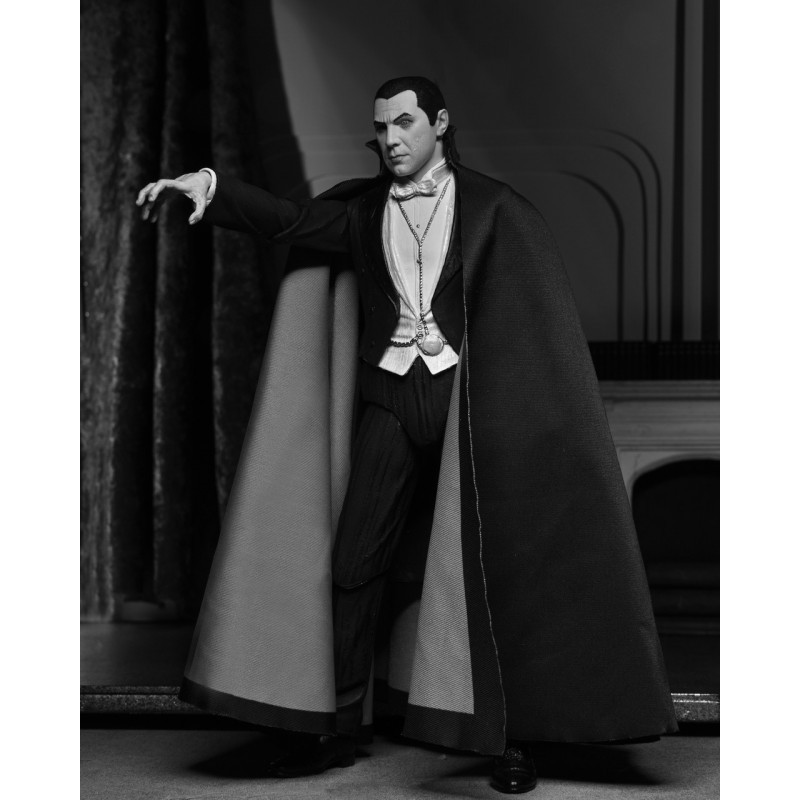 ULTIMATE DRACULA (CARFAX ABBEY) FIG 18 CM UNIVERSAL MONSTERS SCALE ACTION FIGURE