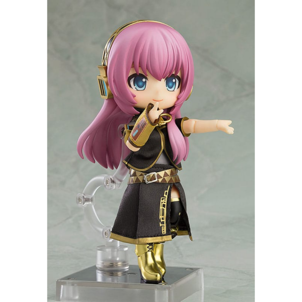 Figuras Vocaloid Figura articulada de la línea "Nendoroid Doll", tamaño aprox. 14 cm. Viene con ropa de tela en una caja con ventana.