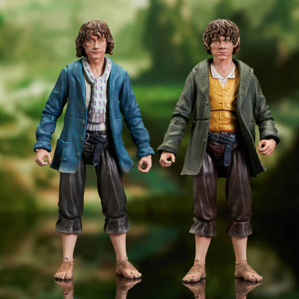 Diamond Select Toys presenta, dentro de la colección Action Figure, la figura de Pippin. Está basada en el personaje de la trilogía "The Lord of the Rings". Incluye accesorios y cuenta con múltiples puntos de articulación. Está esculpida por Gentle Giant Studios y diseñada por Eamon O'Donaghue. Viene en una caja con ventana.