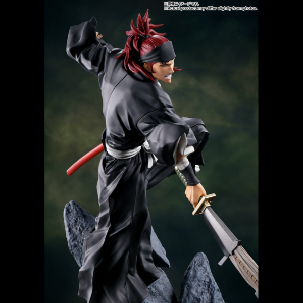 Tamashii Nations presenta, dentro de la colección Figuarts Zero, la figura de Renji Abarai. Está basada en el personaje del anime "Bleach: Thousand Year Blood War" y mide 25 cm. Se muestra saltando mientras desata un poderoso corte con Jaomaru.