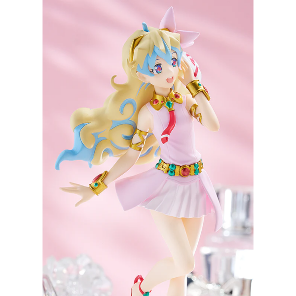 Good Smile Company presenta, dentro de la colección Pop Up Parade, la figura de Nia. Está basada en su aparición en el anime "Tengen Toppa Gurren Lagann" y mide 16 cm.