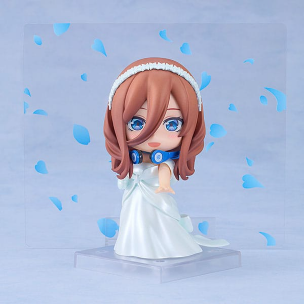 Figura articulada del anime "The Quintessential Quintuplets" de la línea Nendoroid, tamaño aprox. 10 cm. Viene con accesorios en una caja con ventana.