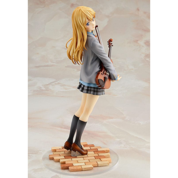 Estatua de Kaori Miyazono del anime ´Your Lie in April´, fabricada en PVC y a escala 1/8, tamaño aprox. 20 cm. Viene con una caja con ventana.