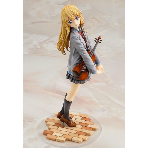 Estatua de Kaori Miyazono del anime ´Your Lie in April´, fabricada en PVC y a escala 1/8, tamaño aprox. 20 cm. Viene con una caja con ventana.