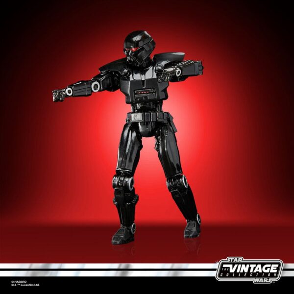 Figuras Star Wars Imponentes droides imperiales de combate con armadura negra reluciente y potentes botas jet, los Dark Troopers cuentan con un poderoso diseño.