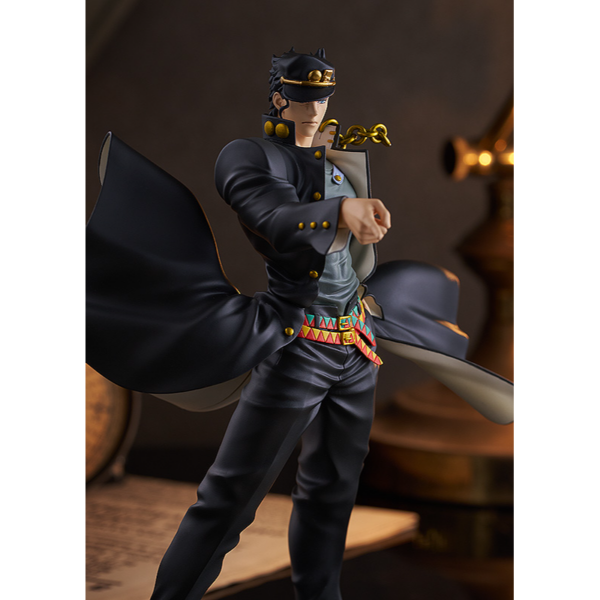 Good Smile Company presenta, dentro de la colección Pop Up Parade, la figura de Jotaro Kujo. Está basada en el personaje del anime "Jojo's Bizarre Adventure: Stardust Crusaders" y mide 19 cm.