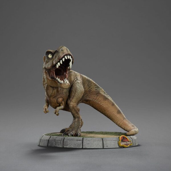 Minifiguras Jurassic Park Figura de PVC la línea "Mini Co." de Iron Studios, tamaño aprox. 15 x 19 x 17 cm. Viene en una caja con ventana.