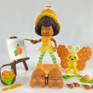 Figuras Tarta de Fresa Figura articulada con accesorios, tamaño aprox. 10 - 15 cm. Licencia oficial.