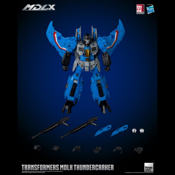 Figuras Transformers Figura articulada de la línea `MDLX´, tamaño aprox. 20 cm. Materiales: ABS, POM, PVC, aleación de zinc y piezas metálicas