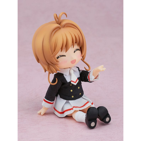 Figura articulada de la línea "Nendoroid Doll", tamaño aprox. 14 cm. Viene con ropa de tela en una caja con ventana.