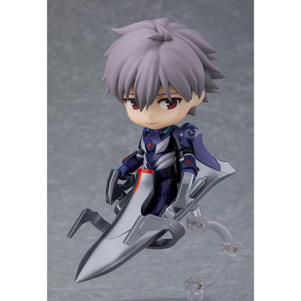 Figuras Evangelion Good Smile Company nos presenta una fantástica figura de la película animada `Rebuild of Evangelion´. Figura articulada de la línea Nendoroid, fabricada en PVC, tamaño aprox. 10 cm. Viene con accesorios en una caja con ventana.