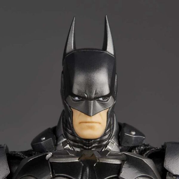 BATMAN ARKHAM KNIGHT DC COMICS AMAZING YAMAGUCHI REVOLTECH - Imagen 8