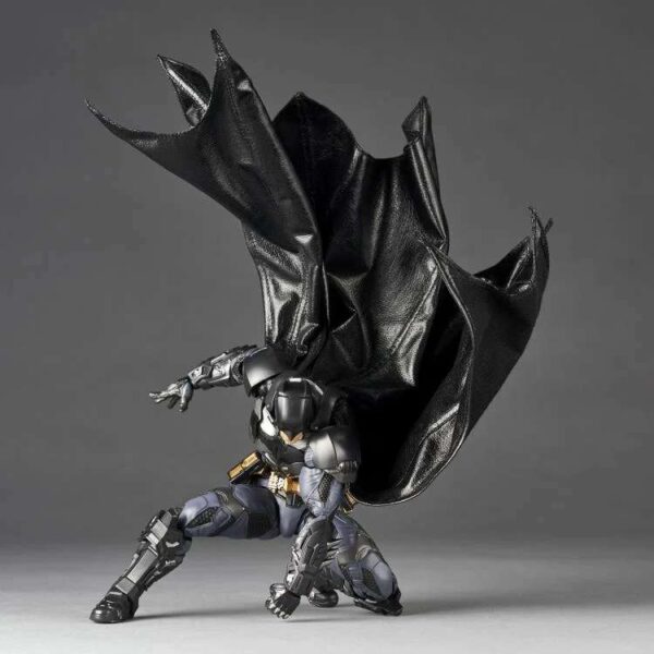 BATMAN ARKHAM KNIGHT DC COMICS AMAZING YAMAGUCHI REVOLTECH - Imagen 2